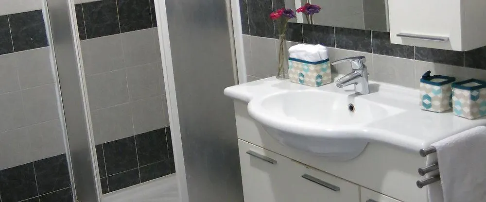 Expo Residence Carcano Milano 2*,