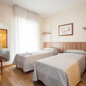 3* Apartmanhotel Desenzano